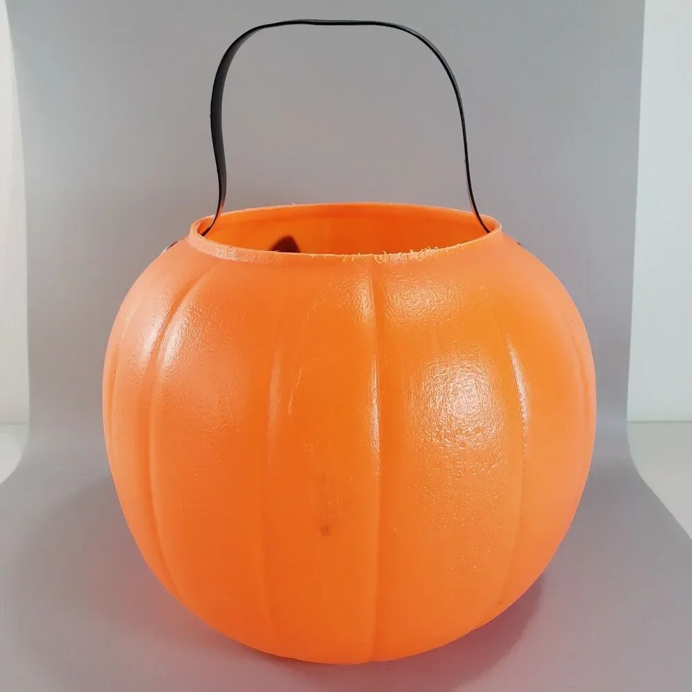 Pumpkin Pail Candy Carrier Orange Jack O Lantern Riveted Blow Mold Halloween